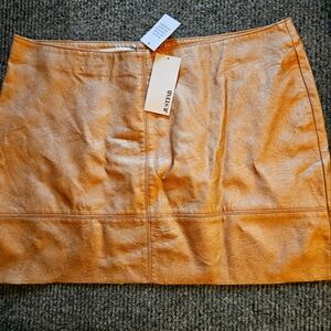 Gold faux leather skirt XXL. Just fab